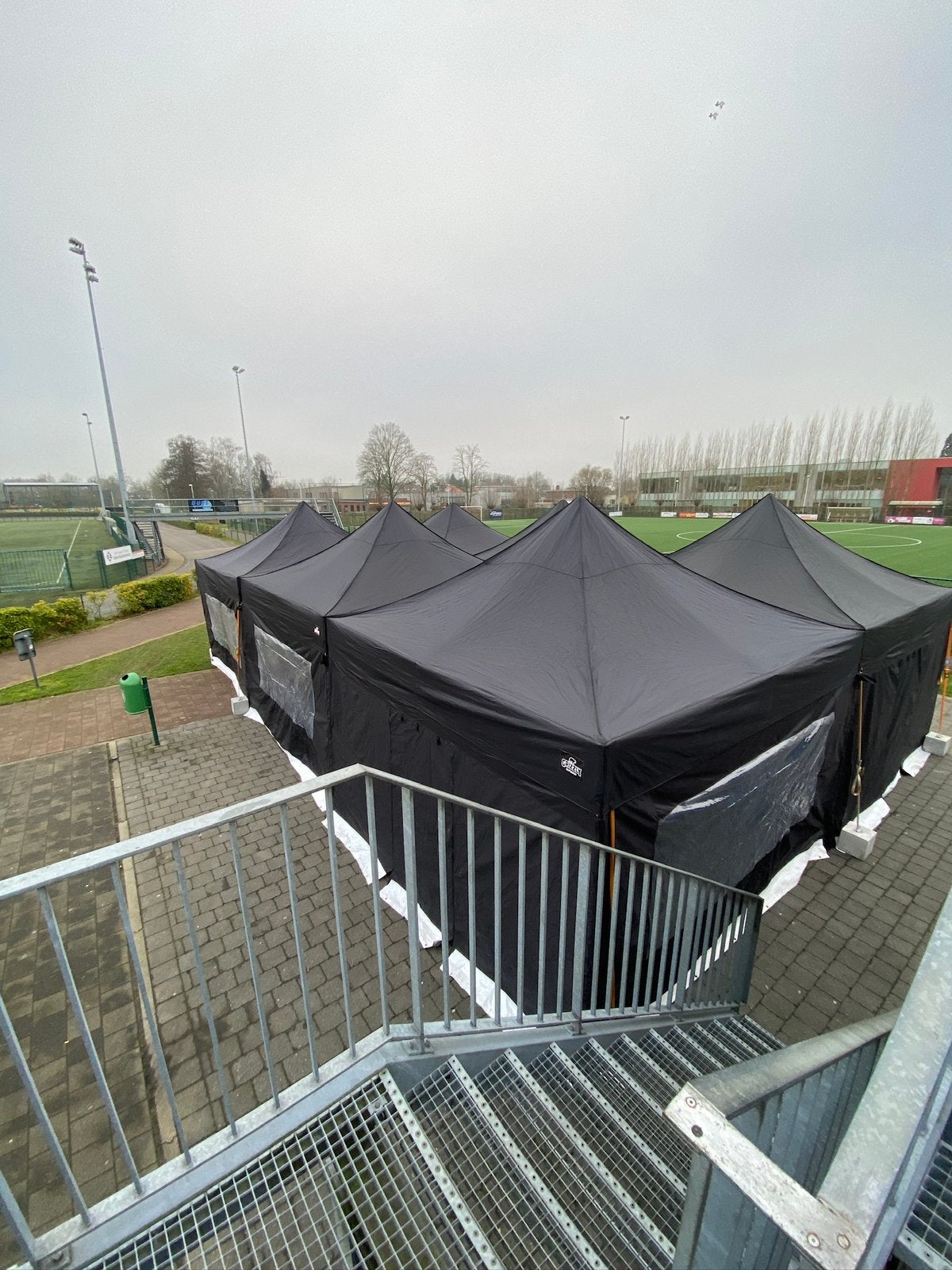 Partytent huren?, Enlèvement