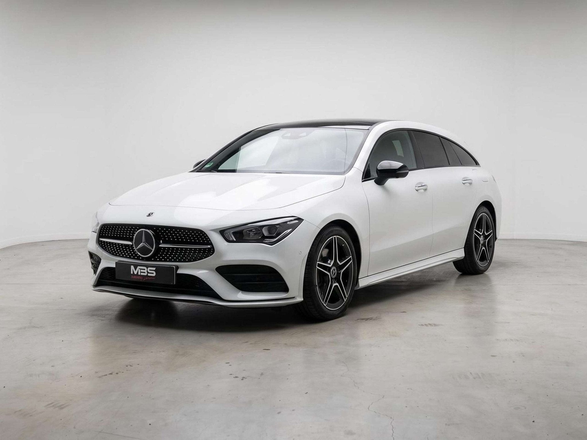 Mercedes-Benz CLA-Klasse 200 * d AMG *Line* TVAC * TOIT PANO, CLA, Achat, Entreprise, Noir