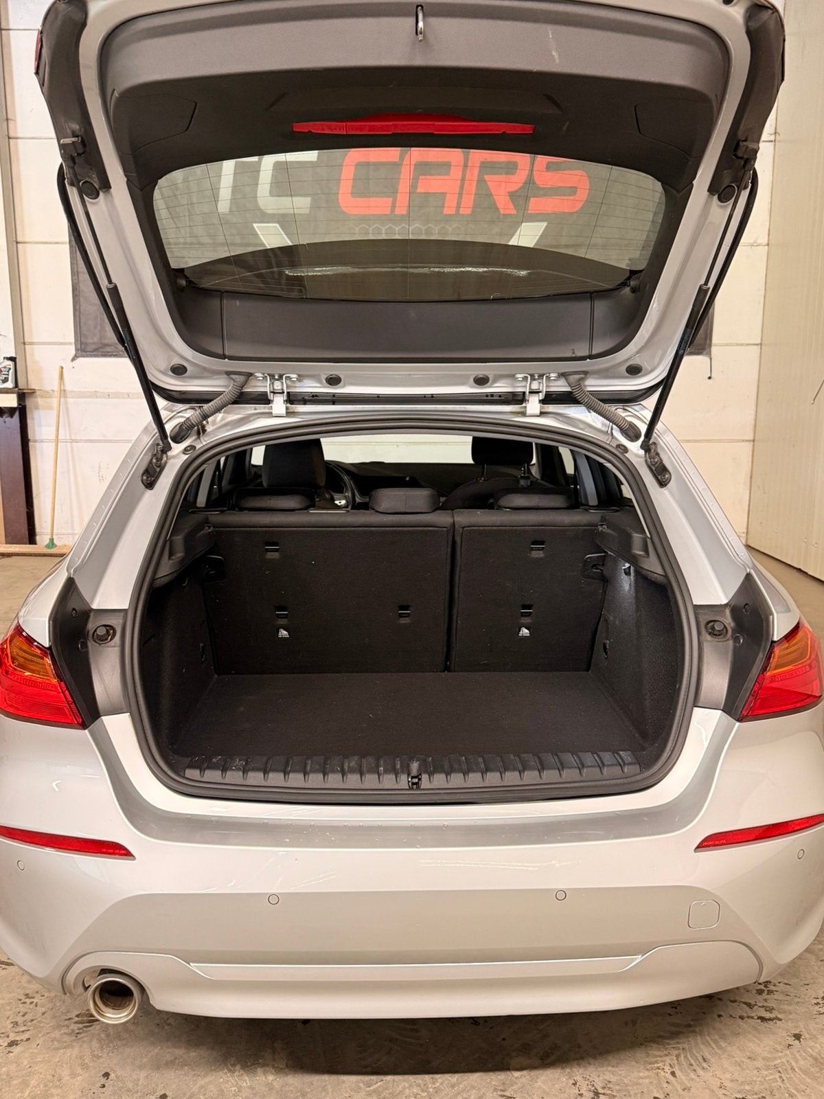 BMW 118I, Auto's, 5 deurs, Particulier, Zilver of Grijs, 121 g/km