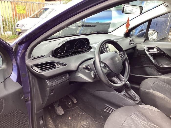 Radio van een Peugeot 208, Auto-onderdelen, Gebruikt, -, -, Ophalen of Verzenden