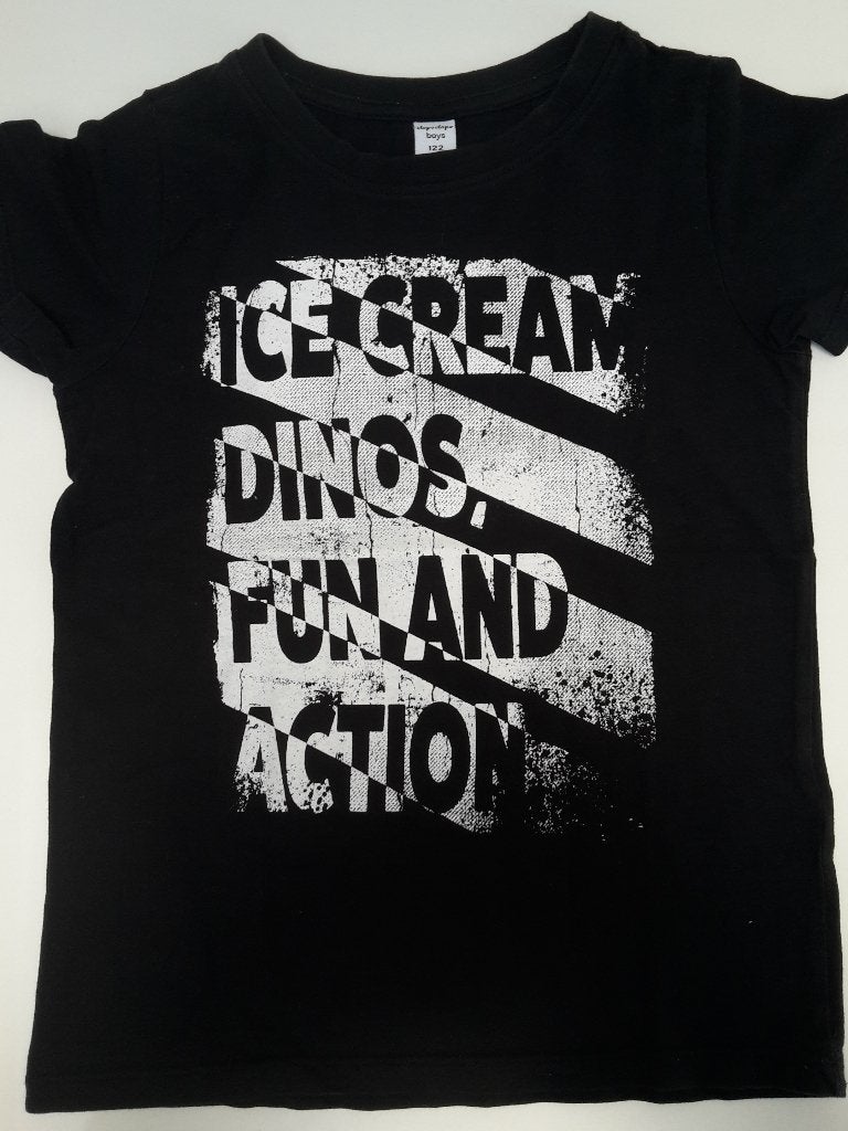 Nieuw T-shirt voor een jongen, met tekst, maat 122, 6-7 jaar, Ophalen of Verzenden, Nieuw, Jongen, Shirt of Longsleeve