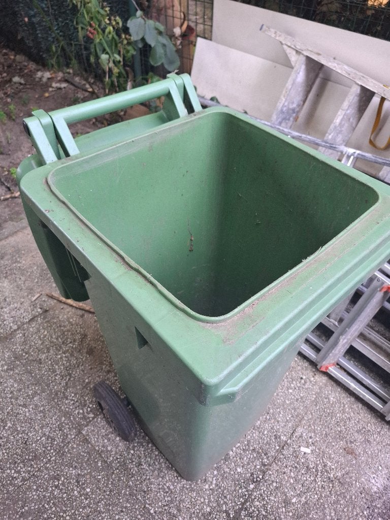 Kleine container, Doe-het-zelf en Bouw, Containers, Ophalen