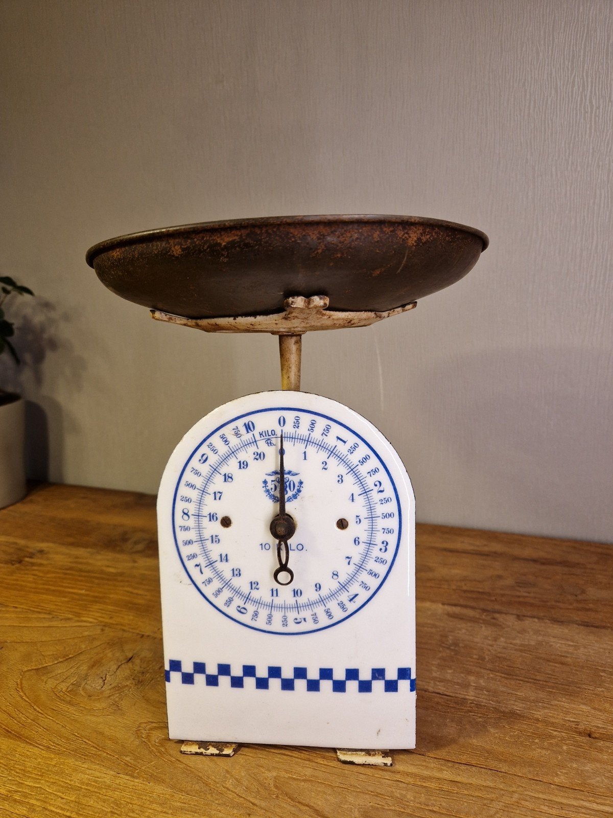 Antieke Krups Ideal Keukenweegschaal – Wit/Blauw emaille, Enlèvement ou Envoi