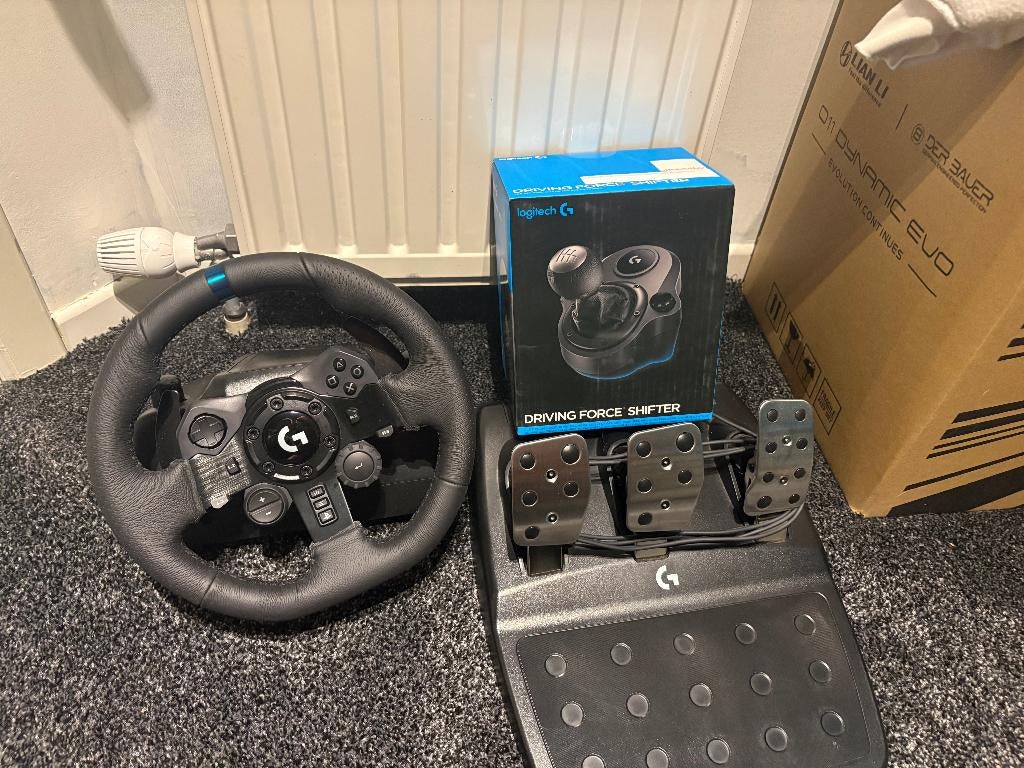Logitech G923 Racing Stuur + Shifter (PS5 / PS4 / PC) – bijn, Enlèvement, Comme neuf, Logitech