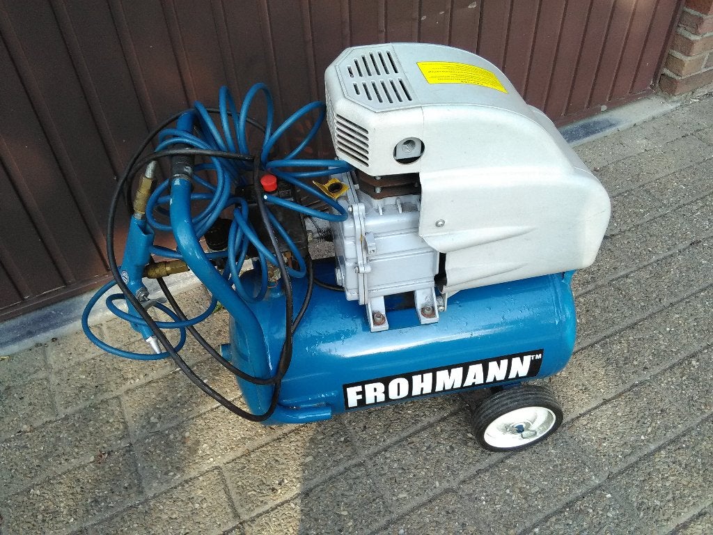 COMPRESSOR, Doe-het-zelf en Bouw, Compressors, Ophalen, Gebruikt, 6 tot 10 bar, Mobiel