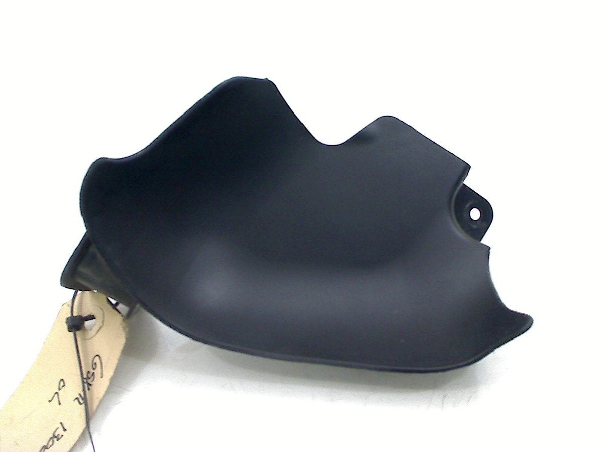 AFDEKKAP FRAME LINKS Suzuki (47521-24F00), Dhr. S. di Majo, Gebruikt, Info@cama-motorparts.nl, P.J. Troelstraweg 8 8
3144 CX  MAASSLUIS, NL
