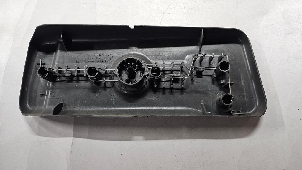 Achterlicht kap fitting links BMW 3 serie E30 63211385383 13, Gebruikt, -, Ophalen of Verzenden, -