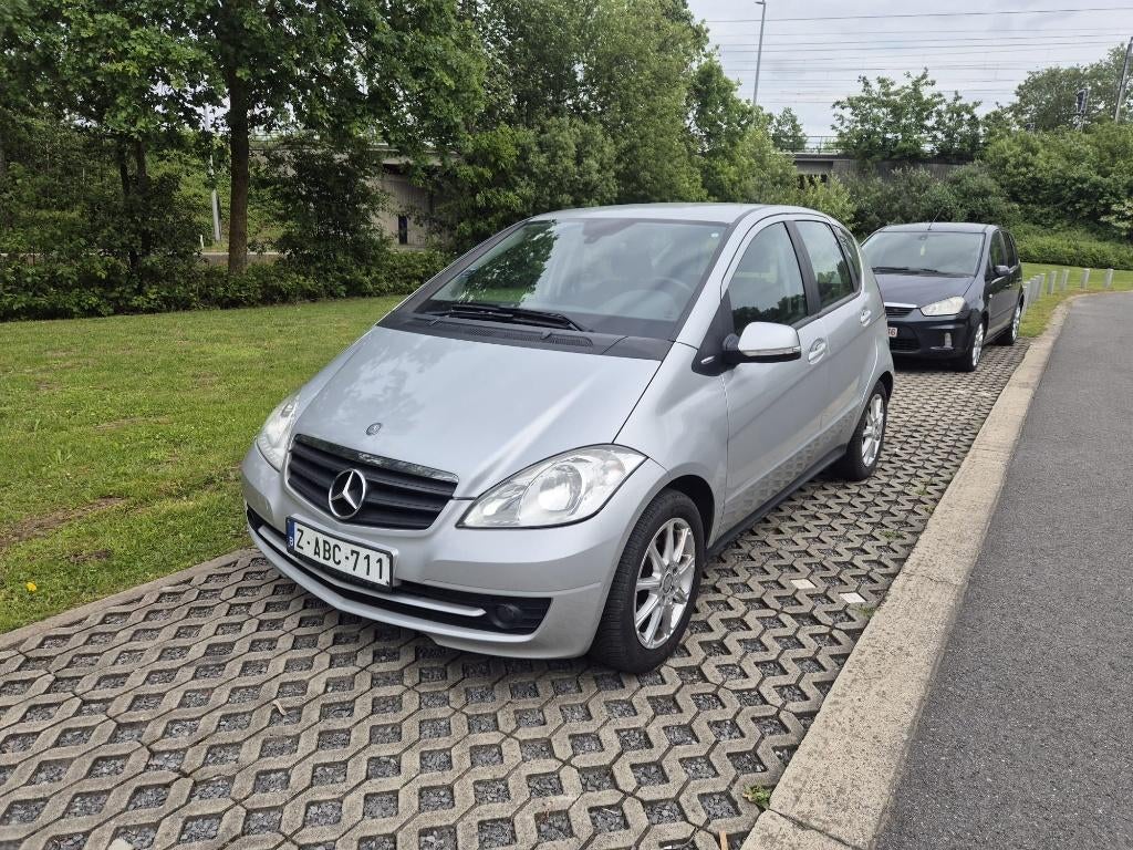 Mercedes A 160 - Chauffage de sièges + Inspection - Garantie, Autos, Achat, Entreprise, Noir, 5 portes