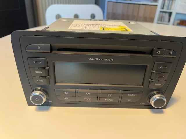 Audi Concert Radio & CD speler, Enlèvement ou Envoi, Comme neuf