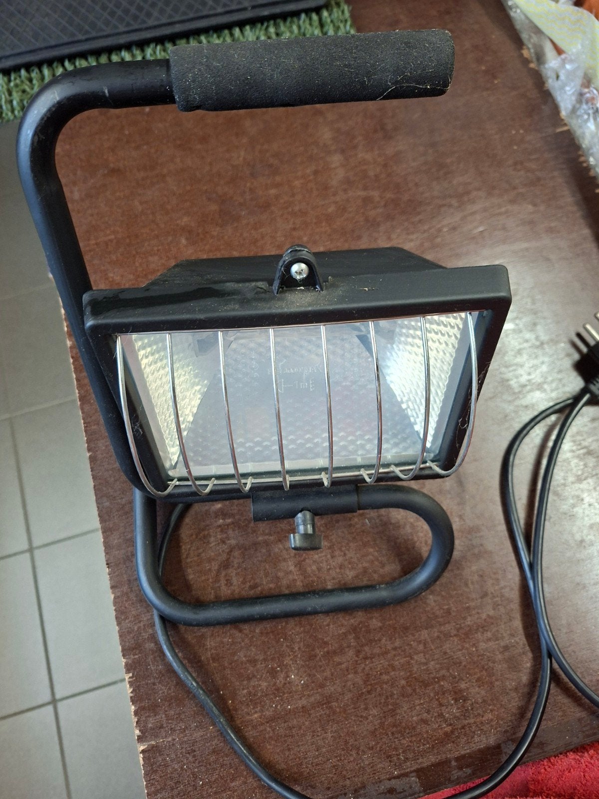 werklamp, Doe-het-zelf en Bouw, Ophalen, Gebruikt, 200 tot 500 watt, Lamp met armatuur