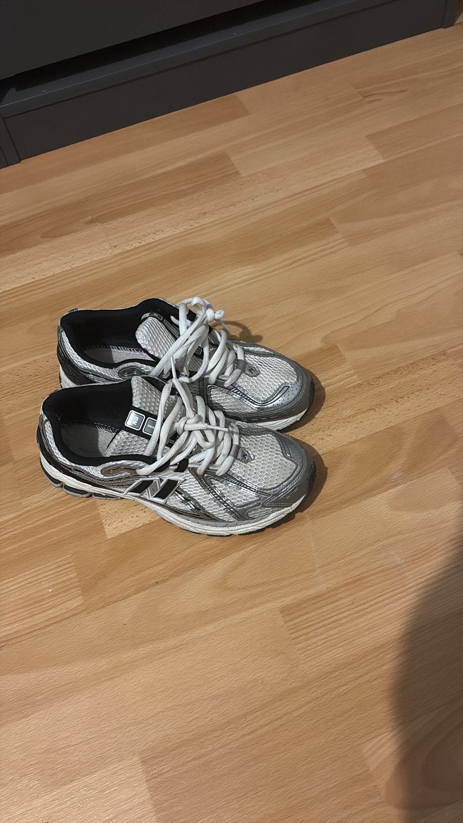 Chaussures new balance, Kleding | Heren, Schoenen, Ophalen of Verzenden, Zo goed als nieuw, Wit, Sportschoenen