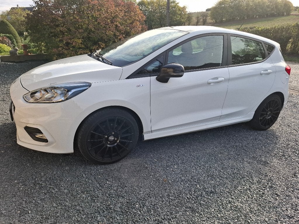 Voiture Ford Fiesta, Achat, Euro 6, Boîte manuelle, 5 portes