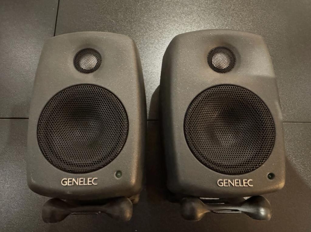 Genelec 8010A, Autres marques, Enlèvement ou Envoi, Utilisé, Haut-parleurs Frontaux, Arrière ou Stéréo