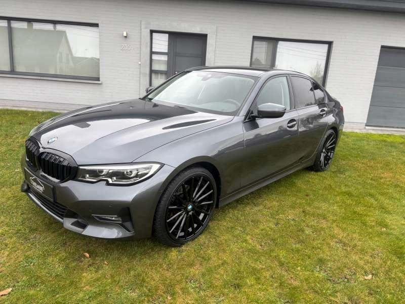 BMW 318iA Sport-Line Leder/LED/VirtualCockpit/CarPlay/DAB, Auto's, Automaat, Achterwielaandrijving, 4 cilinders, Leder