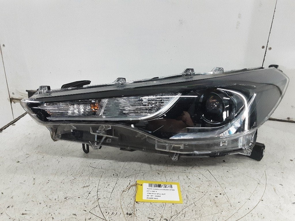 KOPLAMP LINKS Toyota Corolla Cross (01-2020/-) (16183), Auto-onderdelen, Gebruikt, Kundenbetreuung@toyota.de, Toyota, Toyota-Allee 2
50858  Köln, DE