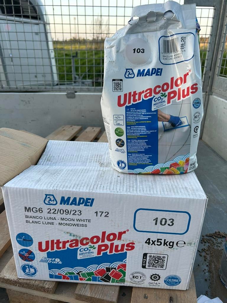 Sac joint Mapei 5kg carrelage Ultracolor Plus 103 (3dispo), Articles professionnels, Enlèvement