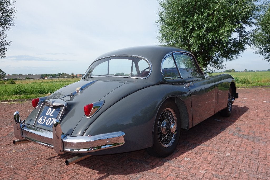 Jaguar XK150 FHC 1957, foto 2