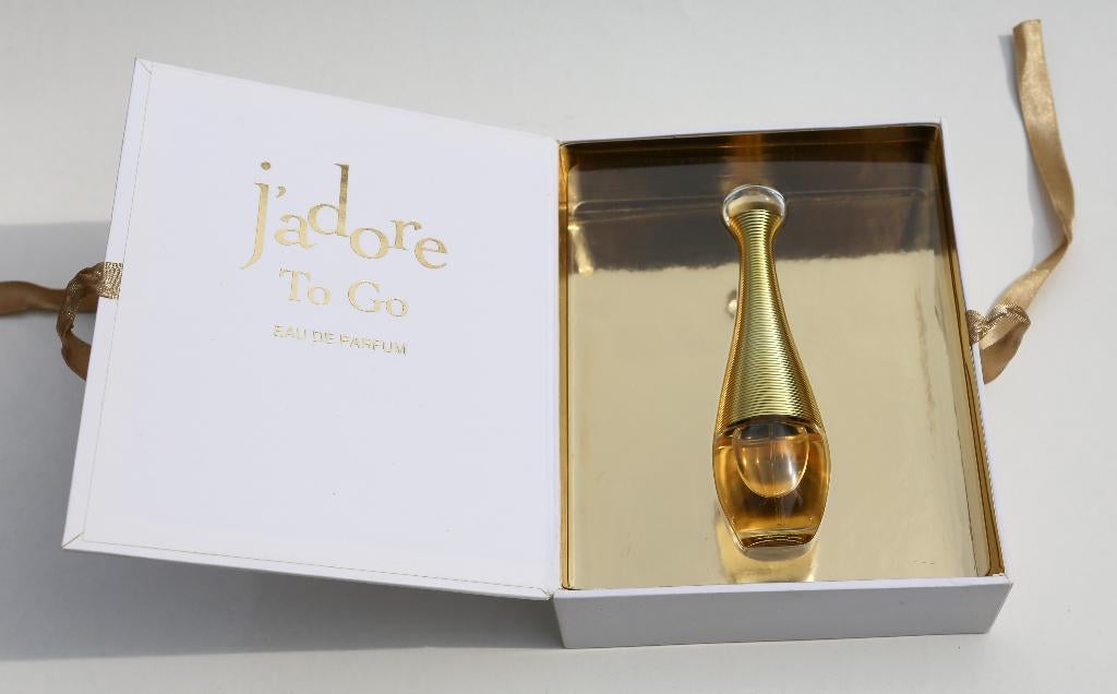 Miniatuur van een groot parfum van 15 ml - J'adore - Dior, Ophalen of Verzenden, Nieuw, Miniatuur, Gevuld