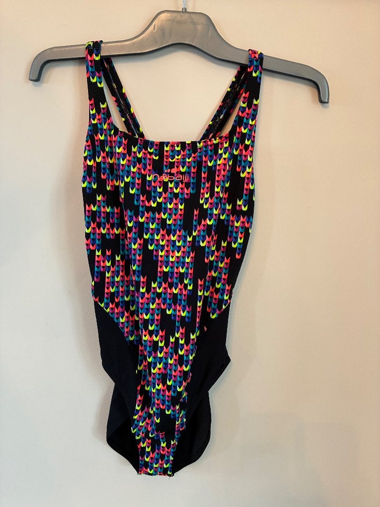 Décathlon Nabaiji maillot de bain fille M/L, Vêtements | Femmes, Decathlon, Enlèvement, Comme neuf, Maillot de bain