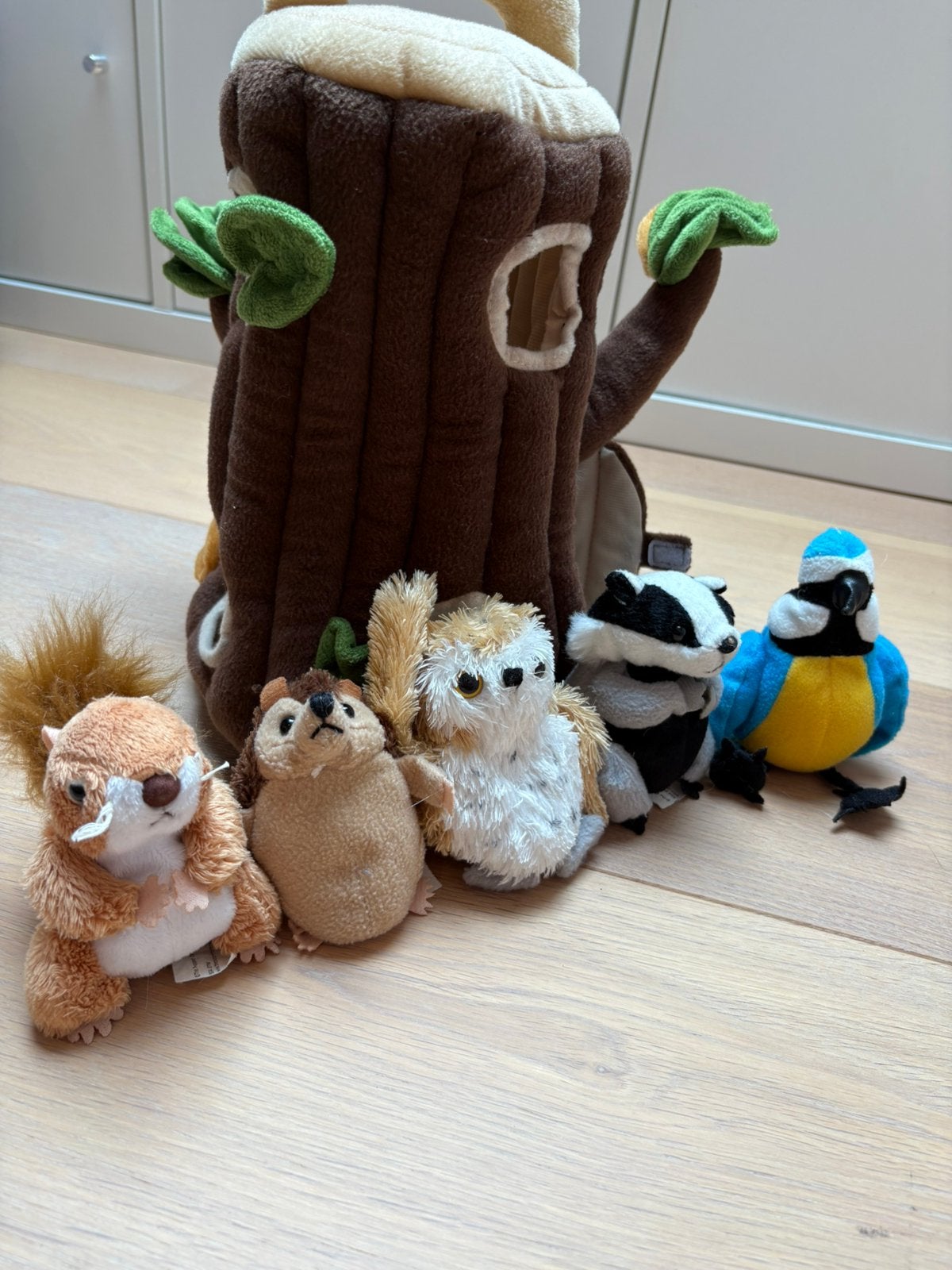 Knuffel boomstam met diertjes, Kinderen en Baby's, Speelgoed | Knuffels en Pluche, Zo goed als nieuw, Ophalen