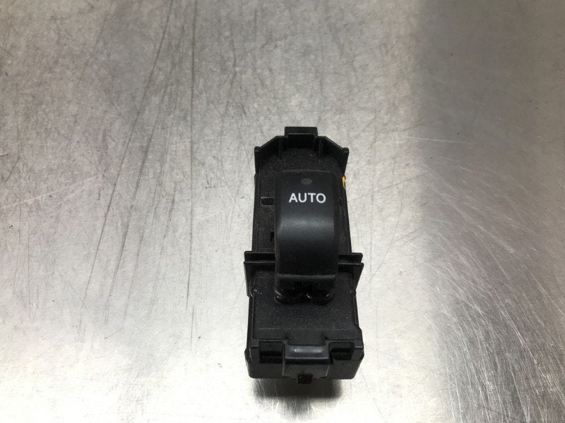 RAAMSCHAKELAAR Toyota Corolla Verso (E12) (01-2001/05-2004), Gebruikt, Toyota