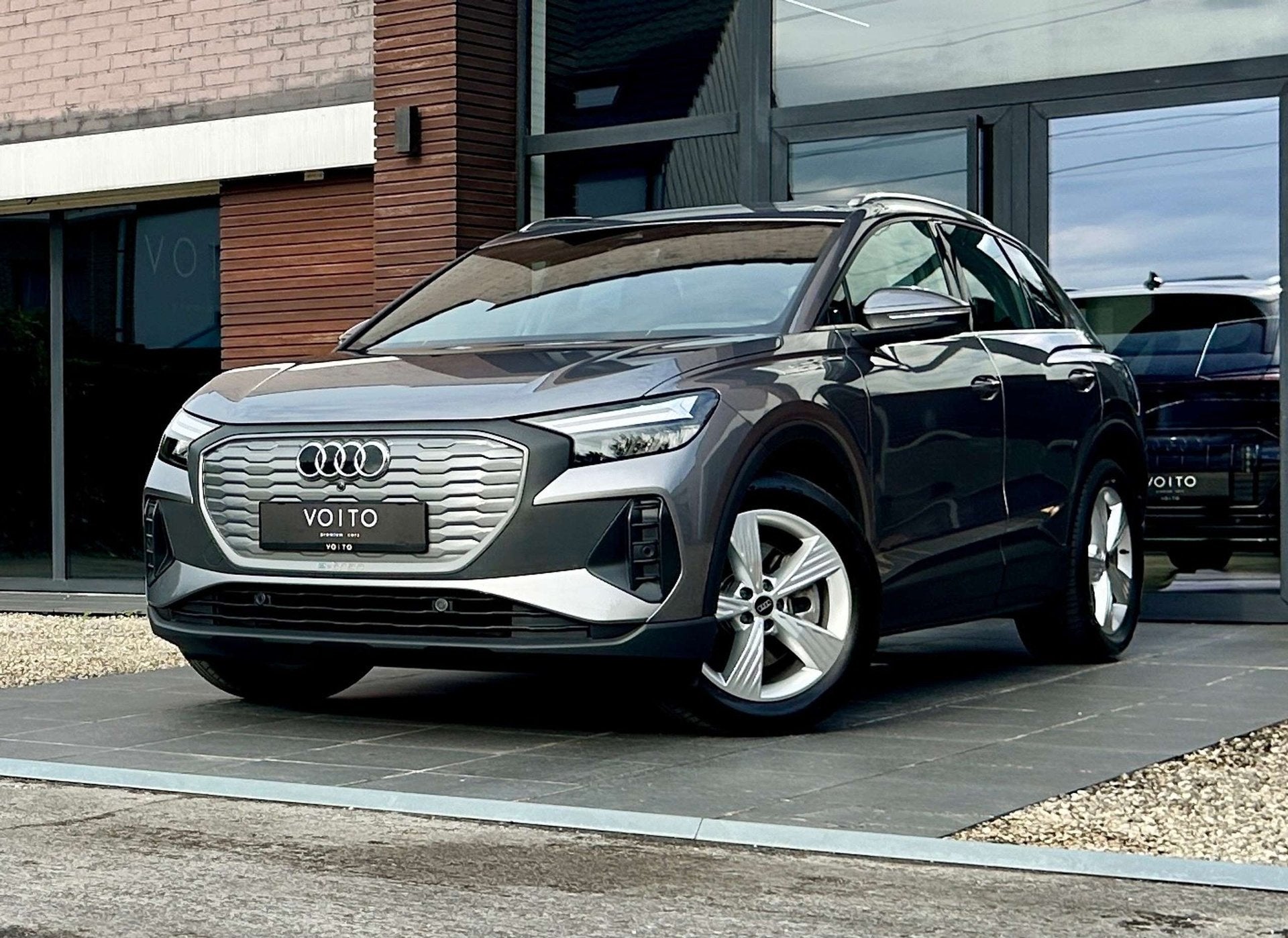 Audi Q4 e-tron Q4 e-Tron 82 kWh 40 CAMERA/ACC/AMBILIGHT/CARP, Auto's, Automaat, Dealer onderhouden, Stof, Gebruikt