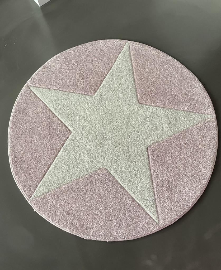Le tapis rose pour enfants, Enlèvement ou Envoi, Comme neuf, Tapis ou Coussin