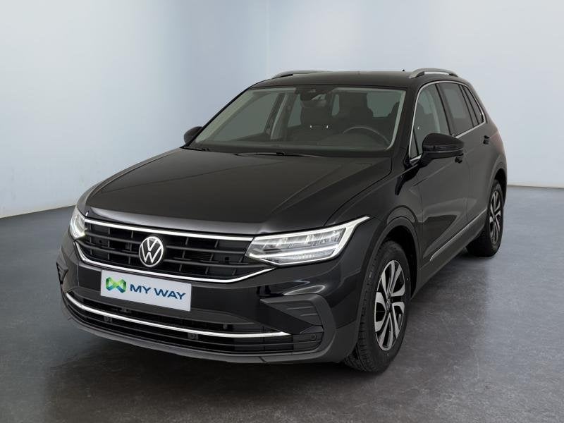 Volkswagen Tiguan Active*Boite auto*GPS*Caméra*Carplay*Hayo, Automaat, Parkeersensor, 1498 cc, Zwart