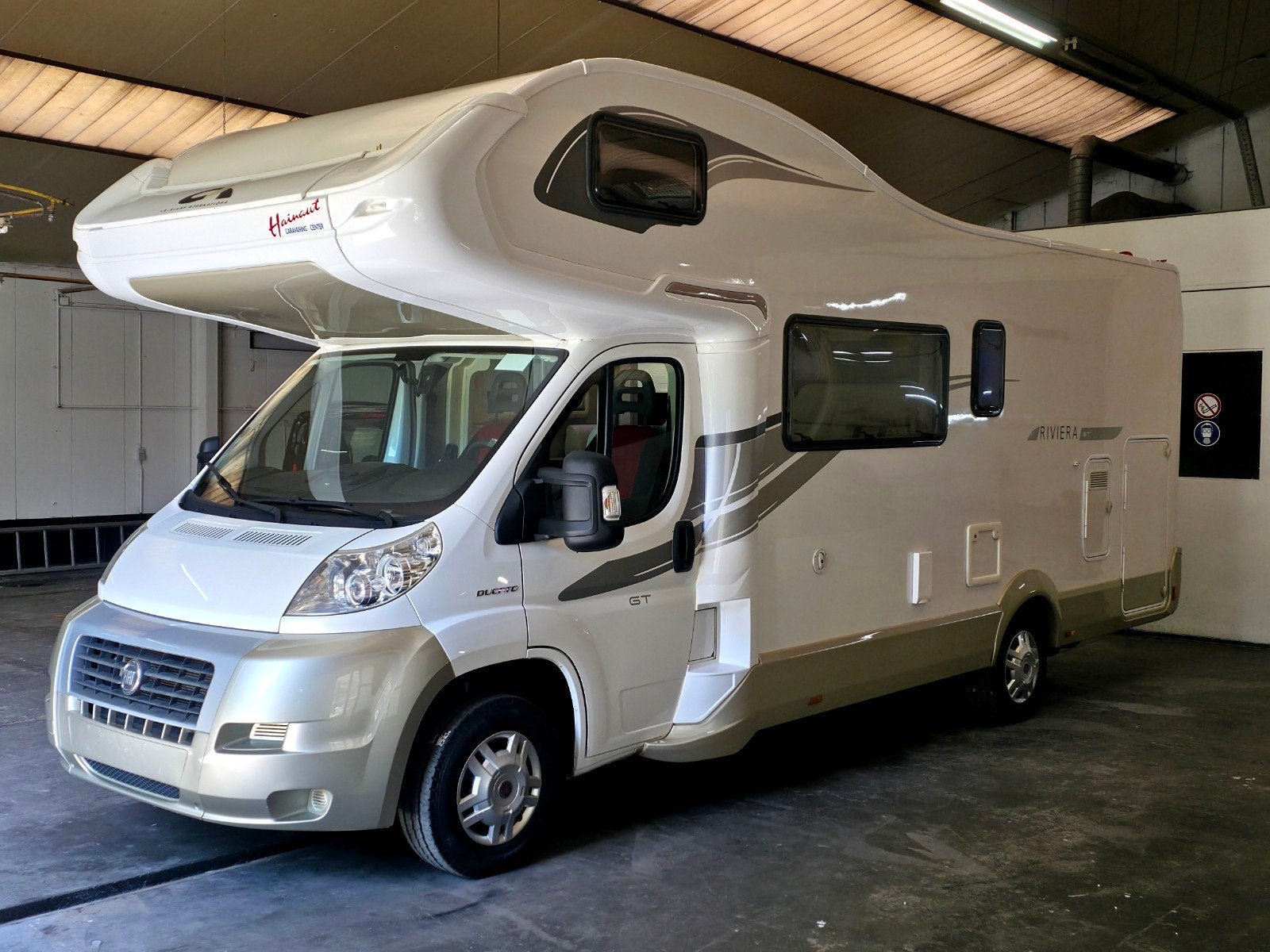 Fiat Ci Riviera GT ‼️ 2x Airco ‼️ 2013 - 2,3Mjt 150pk ‼️‼️‼️, Caravans en Kamperen, Mobilhomes, Alkoof, Ringverwarming, Fiat, Koelkast