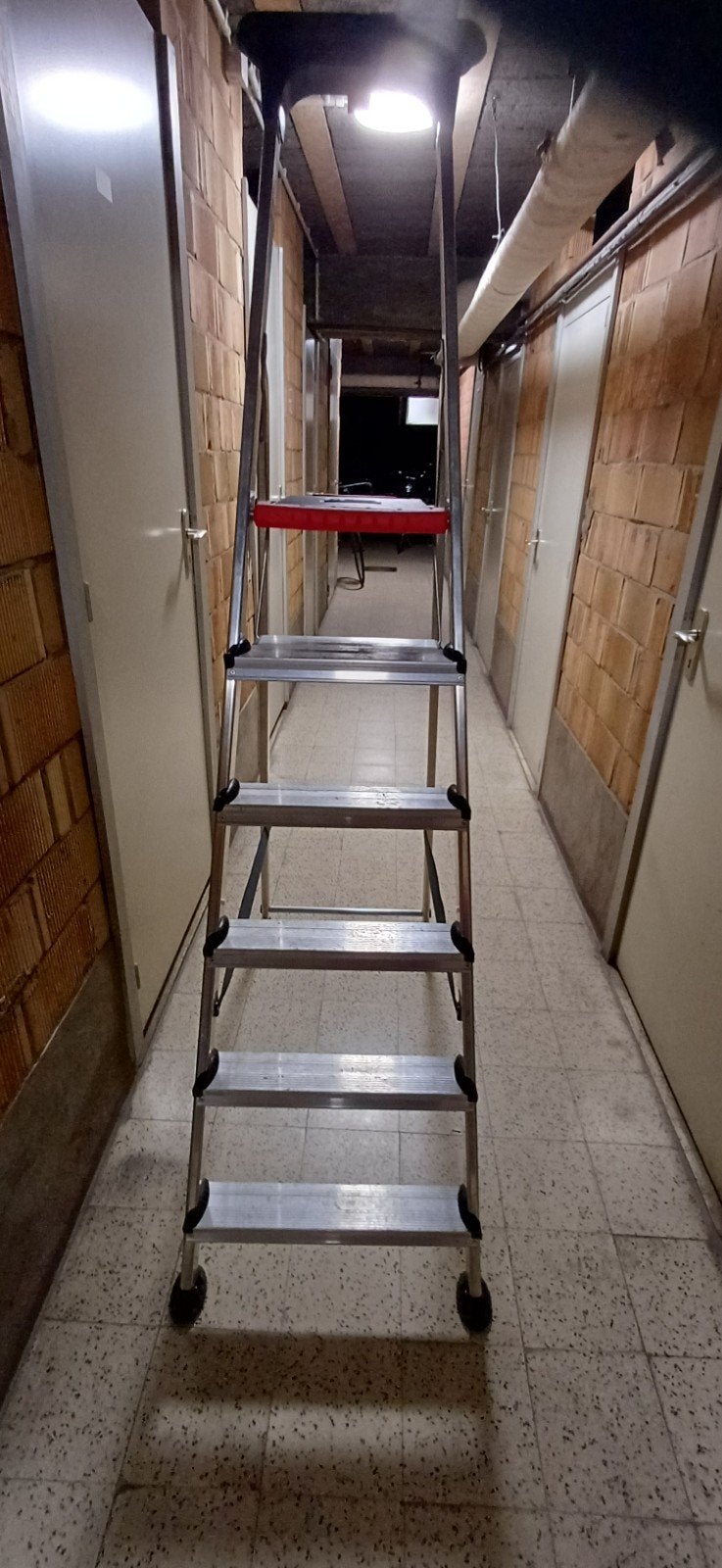 ECHELLE ALTREX 190 CM, Doe-het-zelf en Bouw, Ophalen, Zo goed als nieuw, Ladder, Opvouwbaar of Inschuifbaar