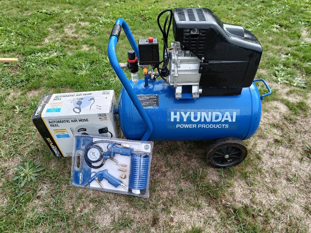 Compressor hyundai, Doe-het-zelf en Bouw, Ophalen, 6 tot 10 bar, Zo goed als nieuw, Minder dan 200 liter/min