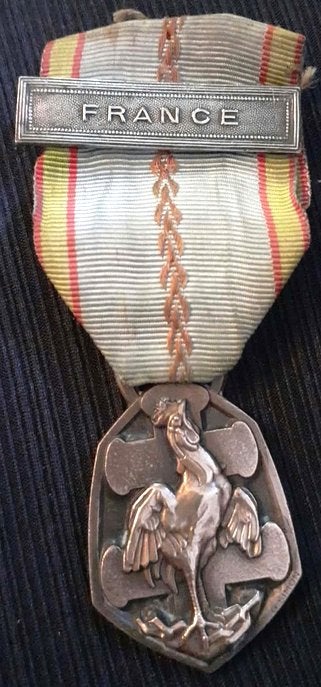 médaille commémorative 39/45 avec barrette France, Enlèvement ou Envoi, Autres, Ruban, Médaille ou Ailes