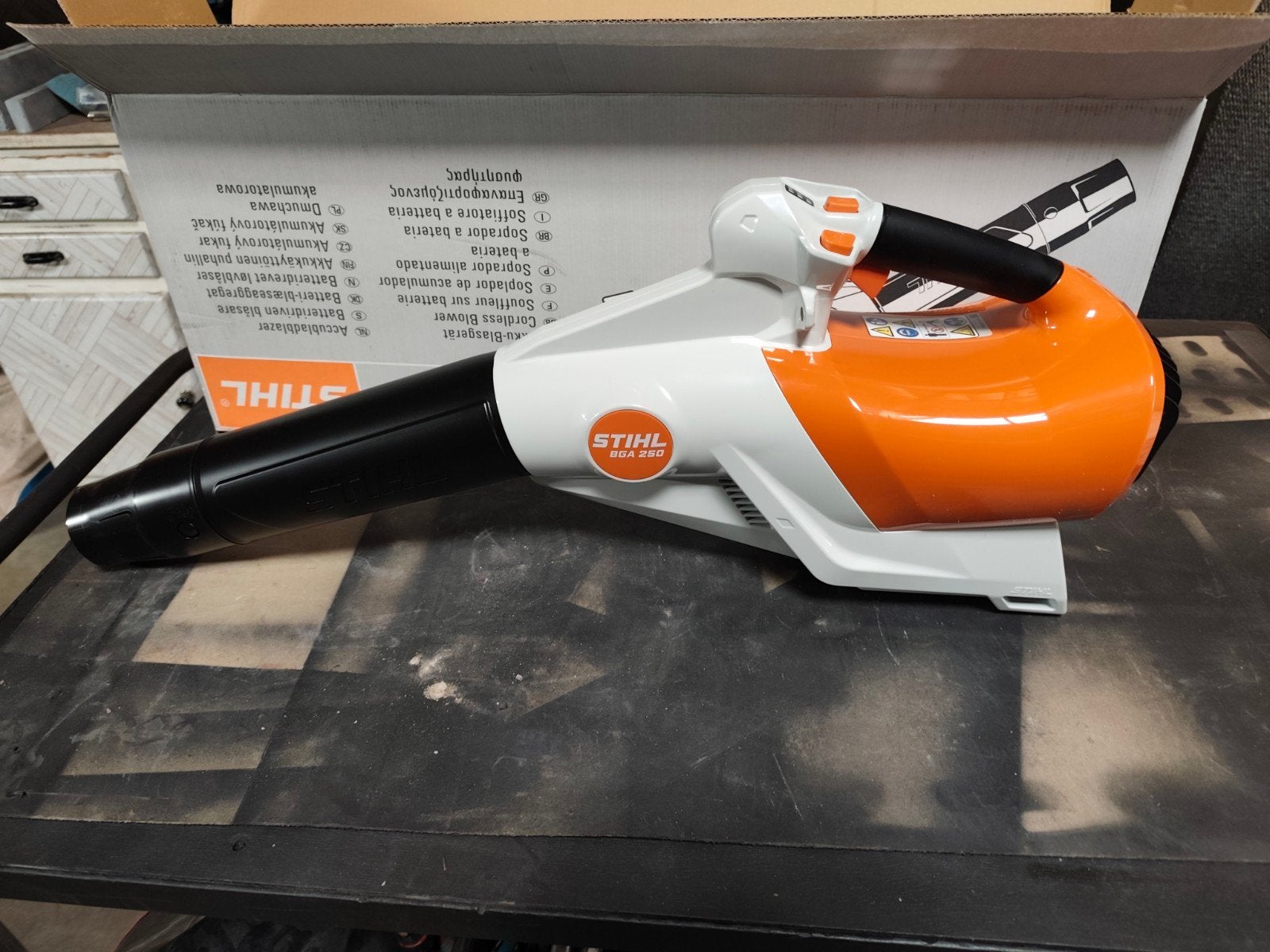 Souffleur de feuilles à batterie Stihl BGA 250 neuf., Enlèvement, Neuf, Batterie