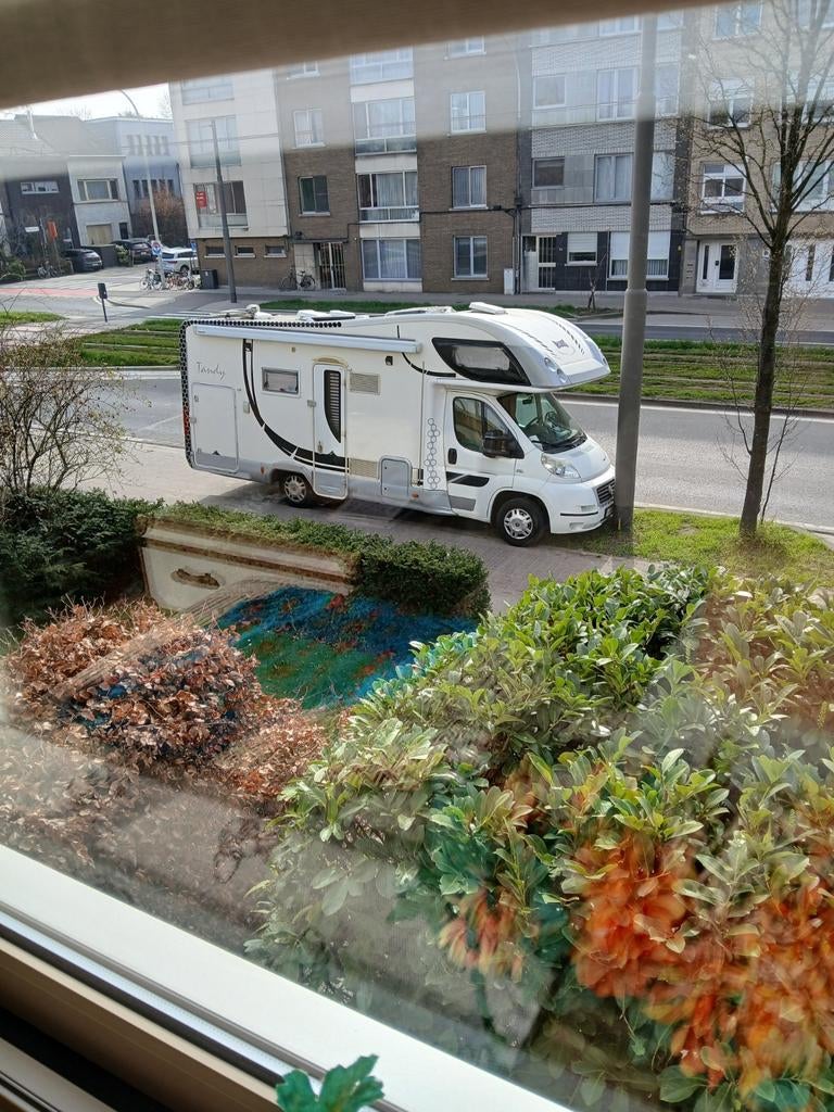 Motorhome mc louis 110.000km jaartal 2008 met grote voortent, Siège de train, Airbags, 6 à 7 mètres, Toilette à cassette