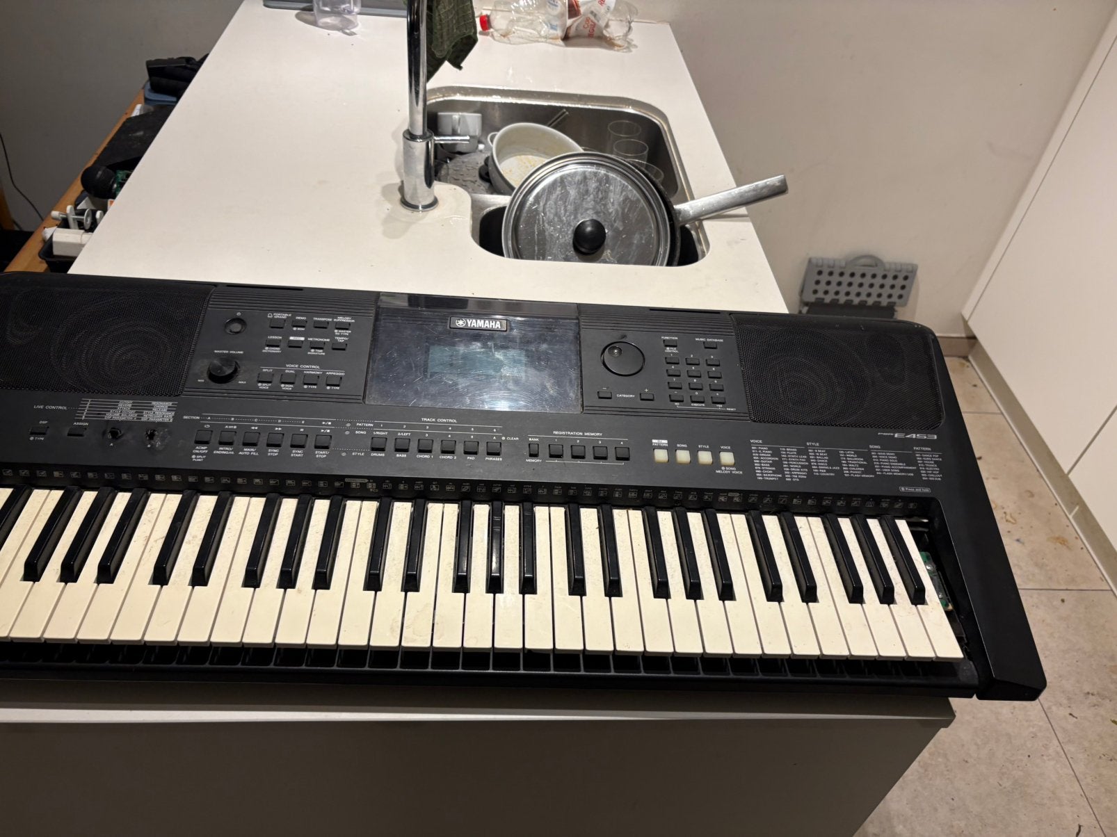 Yamaha keyboard e453, Musique & Instruments, Enlèvement ou Envoi, Utilisé, Yamaha, Connexion MIDI
