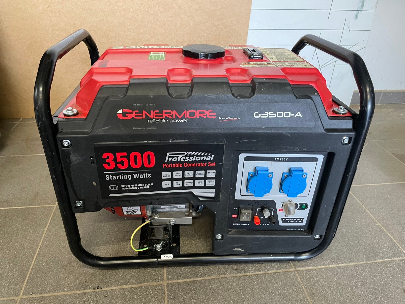 Groupe électrogène Genermore 3500, Bricolage & Construction, Enlèvement, Utilisé