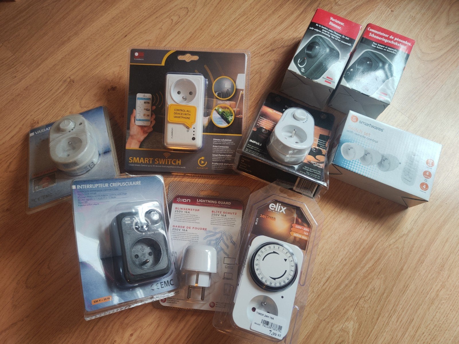 Lot domotique et prises électriques neuves (Smartwares, Para, Enlèvement, Neuf