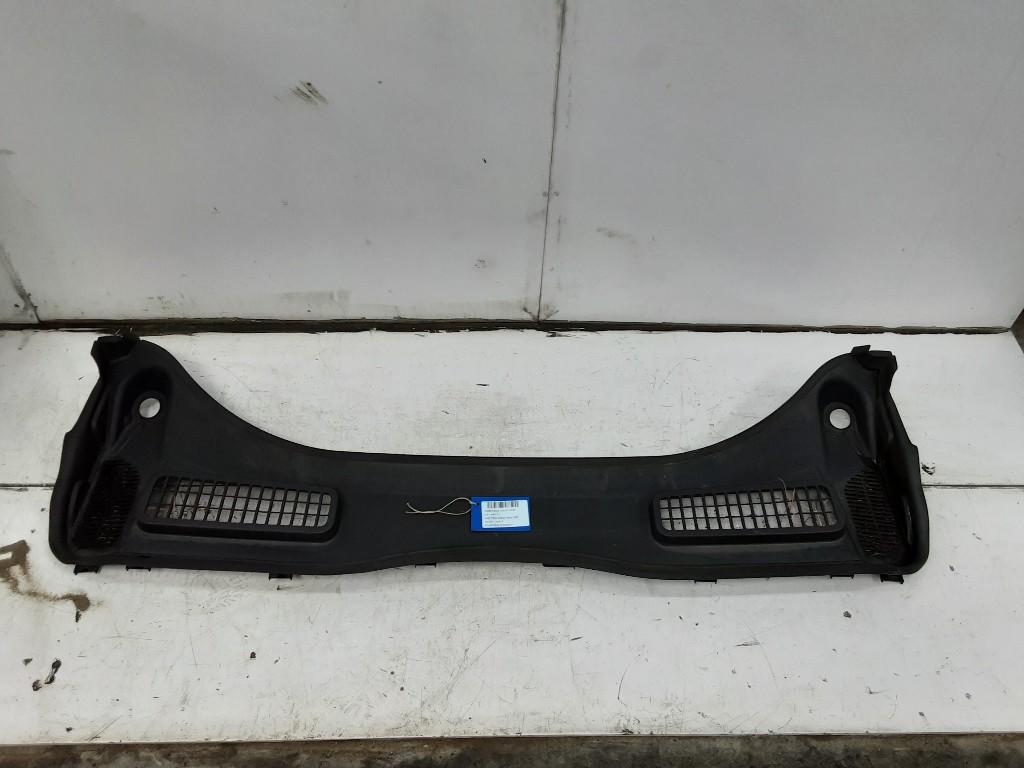 SIERLIJSTEN VOORRUIT Ford Kuga II (DM2) (01-2012/06-2019), Gebruikt, Voor, Mevr. I. Hauben, Ford