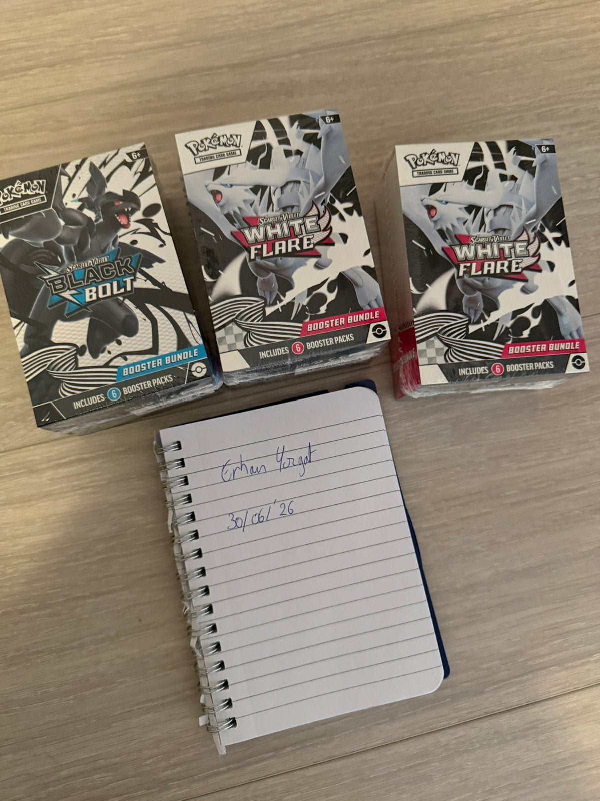 Pokemon Sealed, Ophalen of Verzenden, Nieuw, Boosterbox, Foil