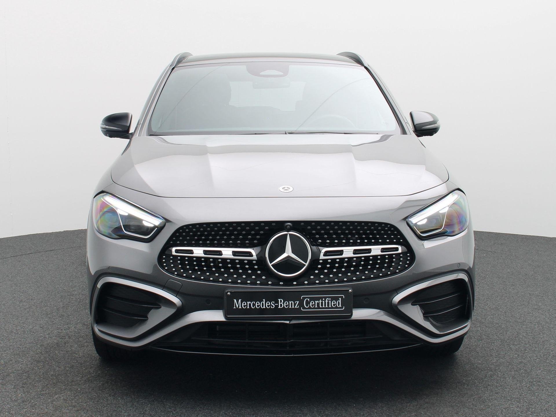 Mercedes-Benz GLA 250 e AMG Line + PREMIUM PLUS PACK + PANO, Autos, Euro 6, Noir, 5 places, Automatique