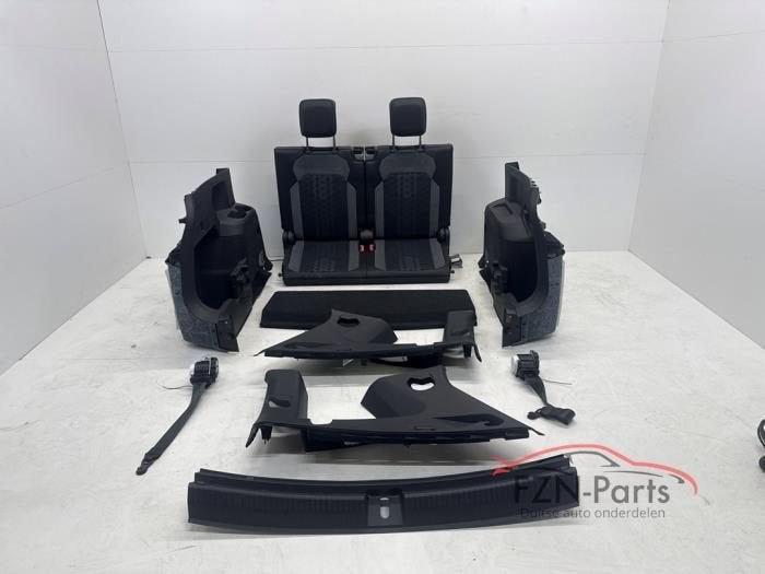 VW Tiguan Allspace 5NN R-Line Derde Zitrij Bekleding Complee, Auto-onderdelen, Ophalen of Verzenden, Gebruikt