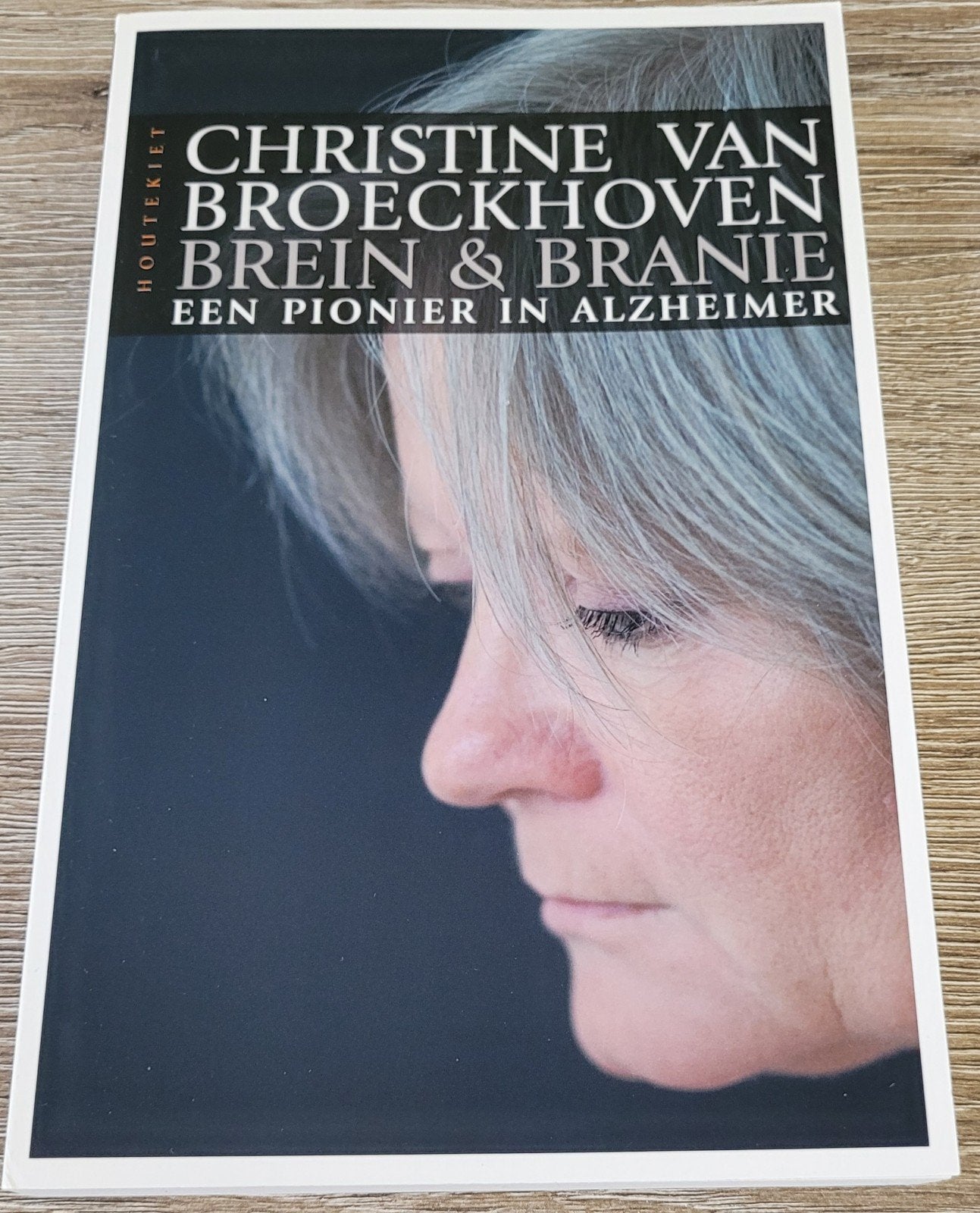 Christine Van Broeckhoven - Brein & Branie - over Alzheimer, Ophalen of Verzenden, Zo goed als nieuw, Maatschappij en Samenleving