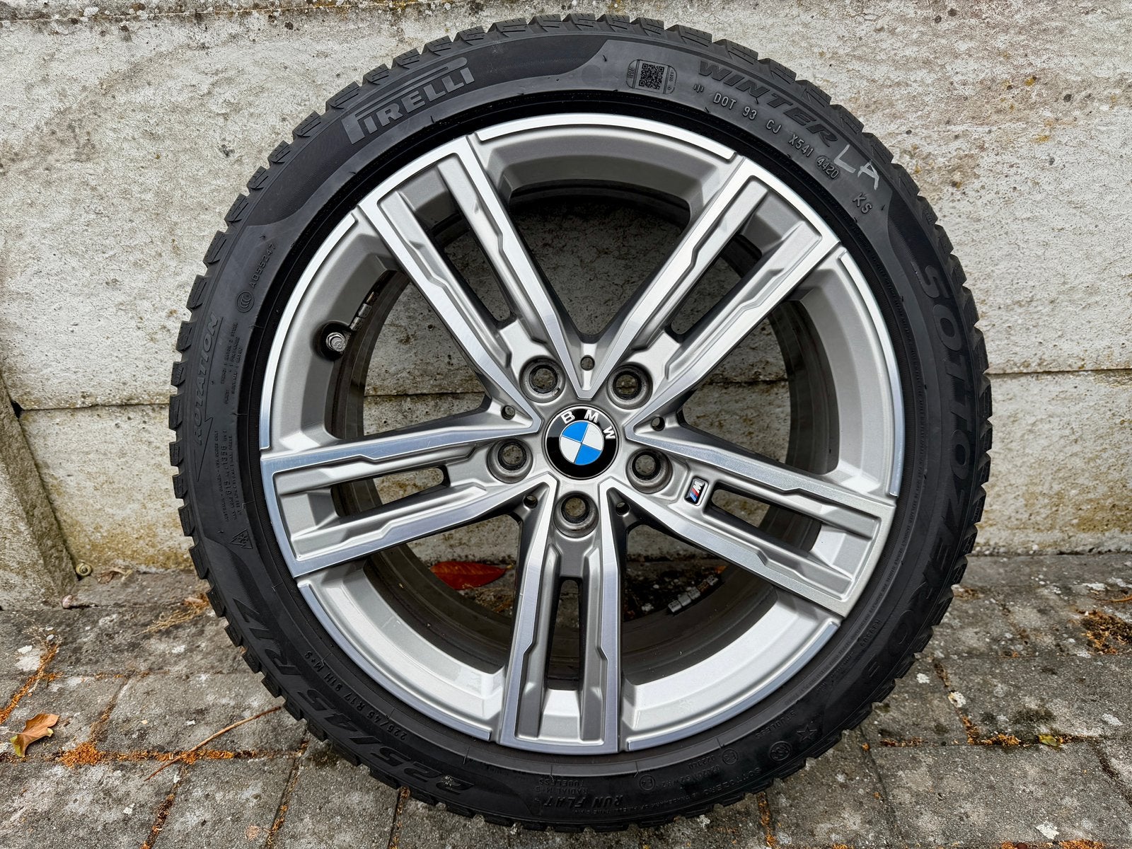 BMW 1 serie Jantes M F40 Pirelli, Autos : Pièces & Accessoires, Pneus & Jantes, Neuf, Pneus et Jantes, Pneus hiver, Enlèvement ou Envoi