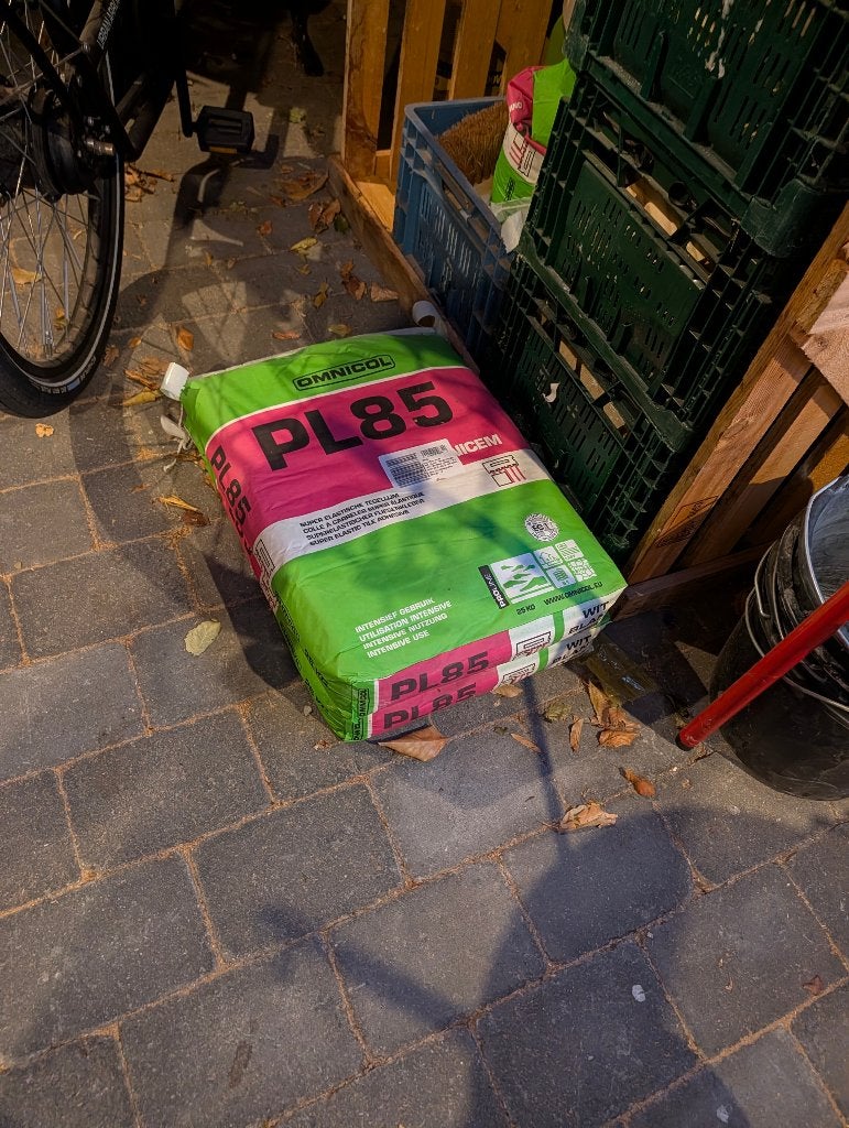2 Zakken Omnicol PL85 tegellijm wit, Doe-het-zelf en Bouw, Tegels, Ophalen, Nieuw, Overige materialen, Overige typen