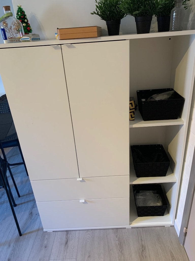 Kast (ideaal voor op kot), Ophalen, Met lade(s), 100 tot 150 cm, Zo goed als nieuw