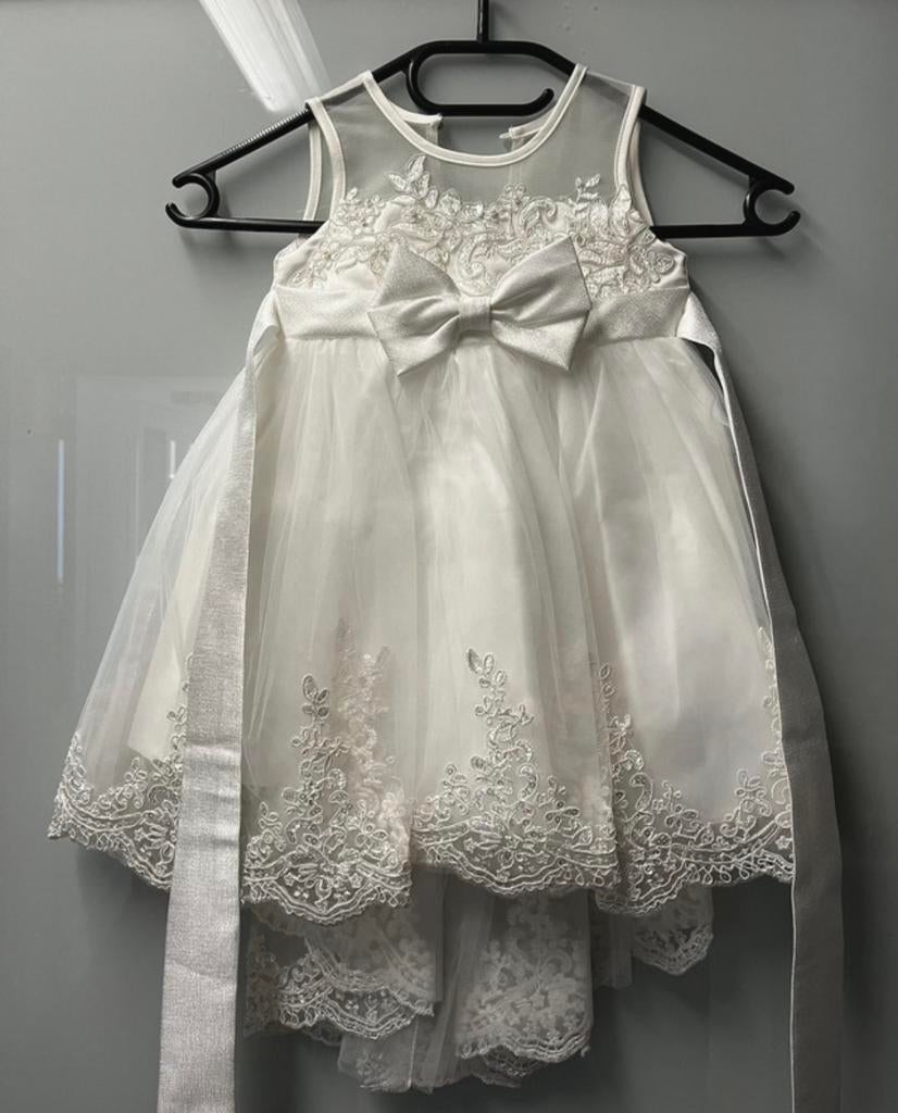 Robe de cérémonie ( 6 mois ), Enlèvement, Comme neuf