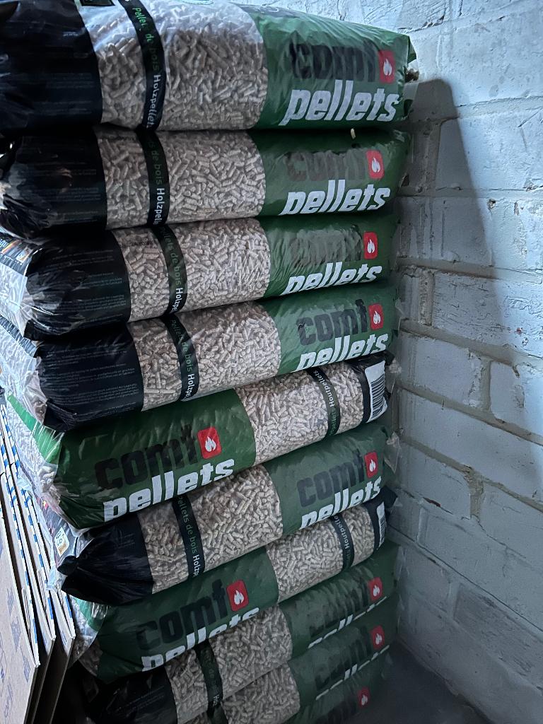 Comfo pellets 10 zakken X 15 kg  te koop, Ophalen, Nieuw, Vrijstaande haard, Overige soorten