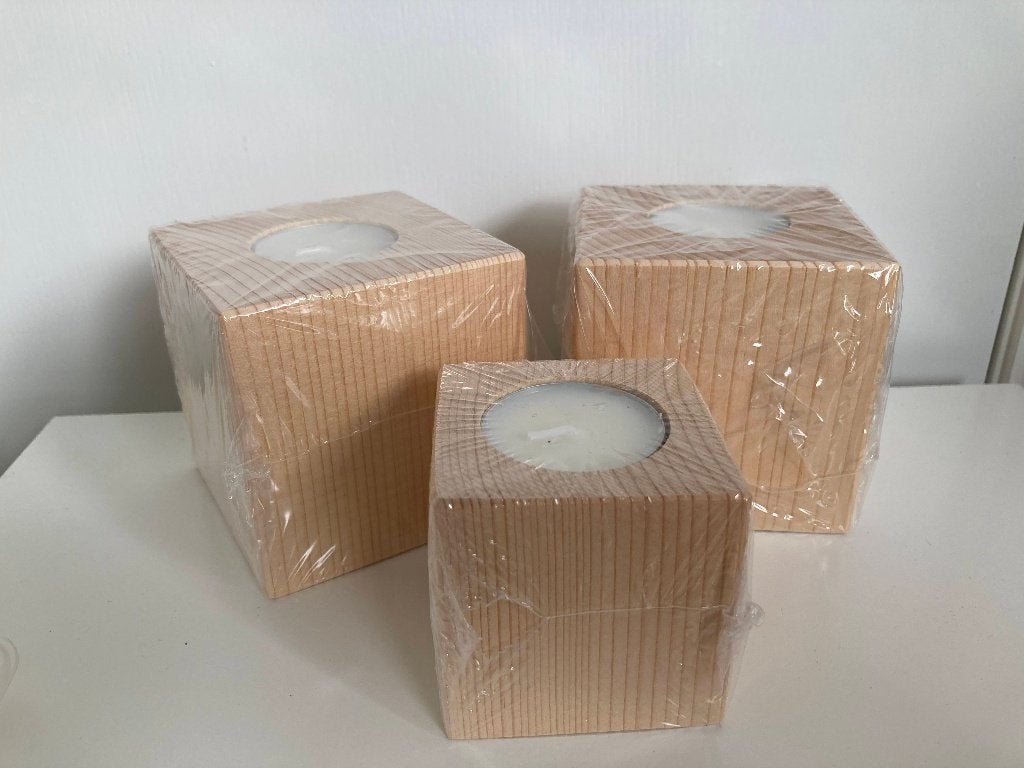 Houten waxinelichthouders kubus 1x 6 cm - 2x 8 cm, Hobby en Vrije tijd, Ophalen of Verzenden, Nieuw, Hout