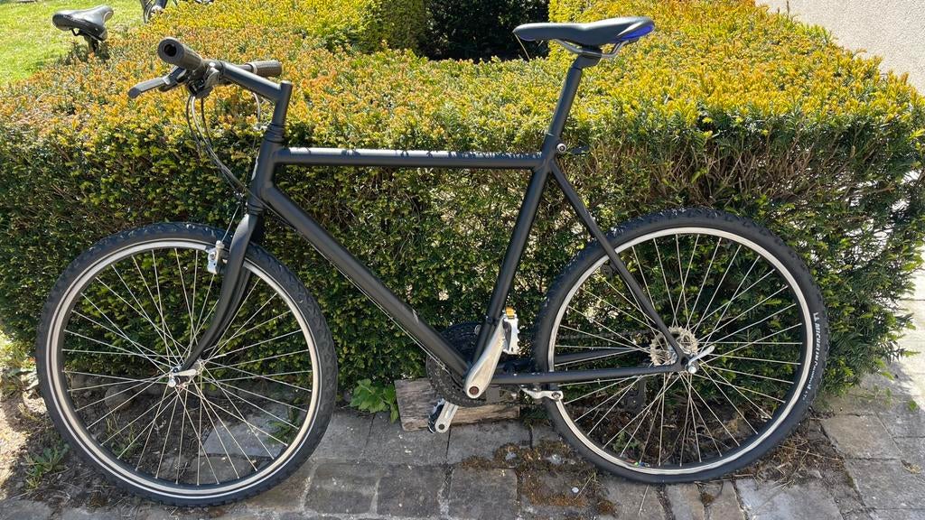 Matzwarte stadsfiets – framemaat 55 cm, Fietsen en Brommers, Overige Fietsen en Brommers, Gebruikt, Ophalen
