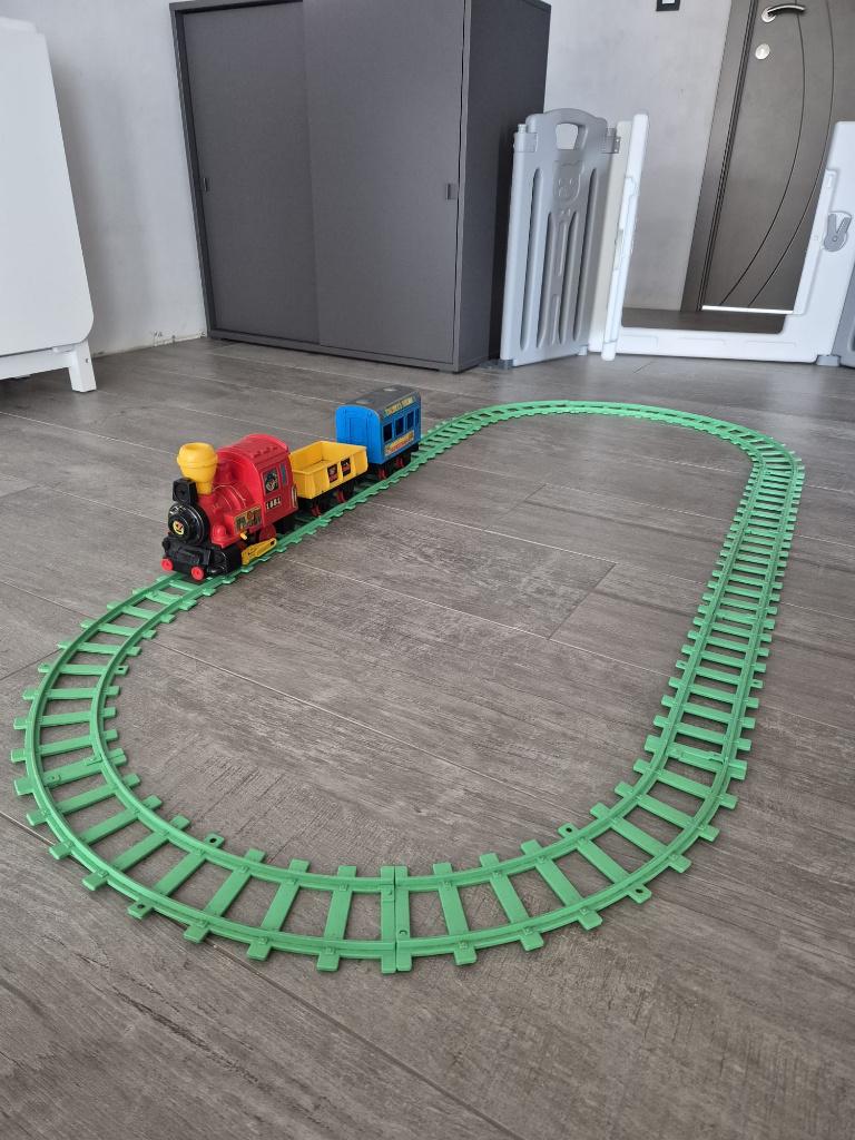 Trein met sporen - maakt geluid en rijdt, Ophalen, Gebruikt
